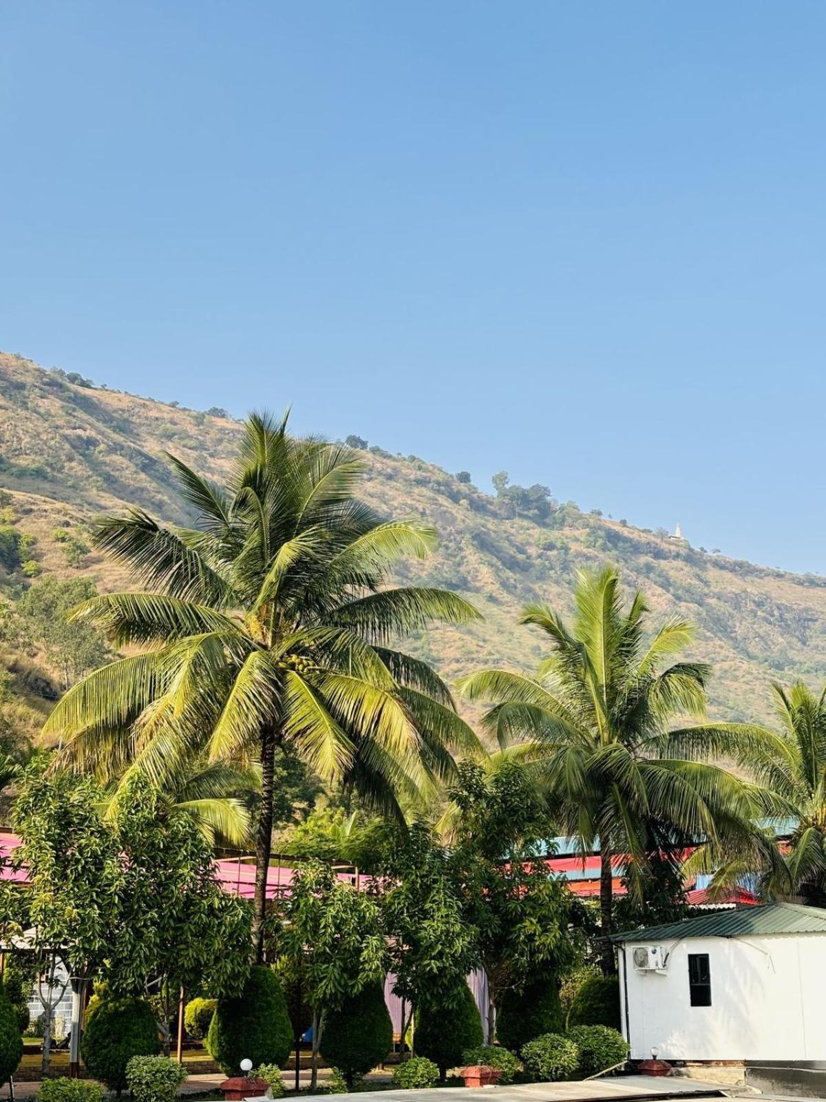 Madhura Agro Tourism Wai エクステリア 写真